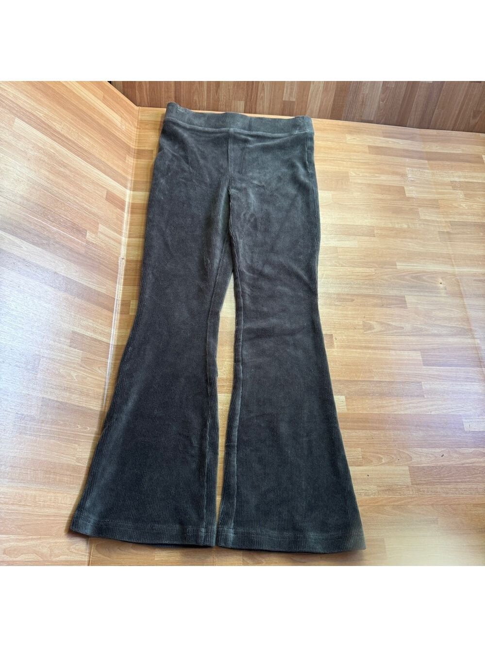 Treasure & Bond velour wide leg leggings dark gray size 8/10